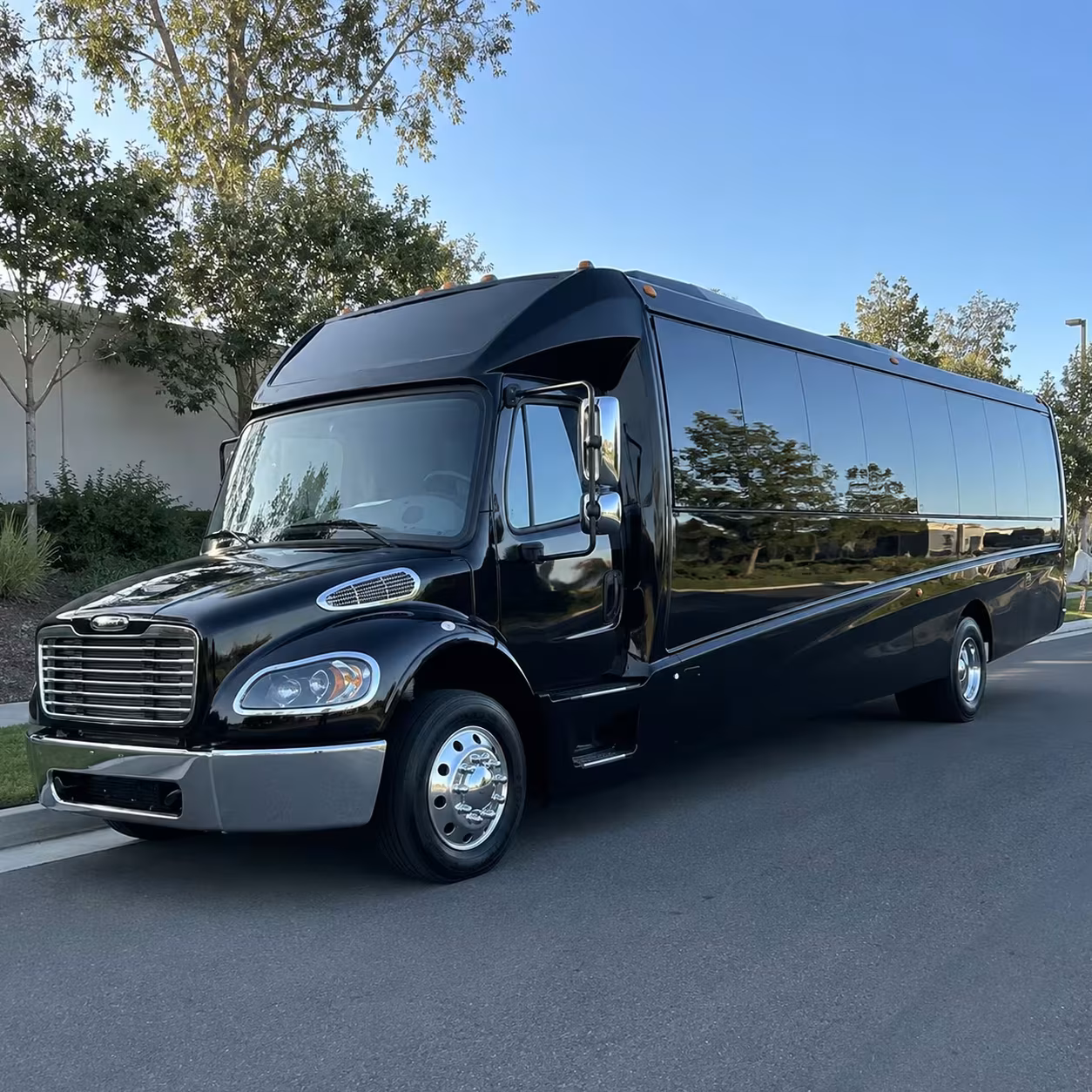 25 passenger minibus