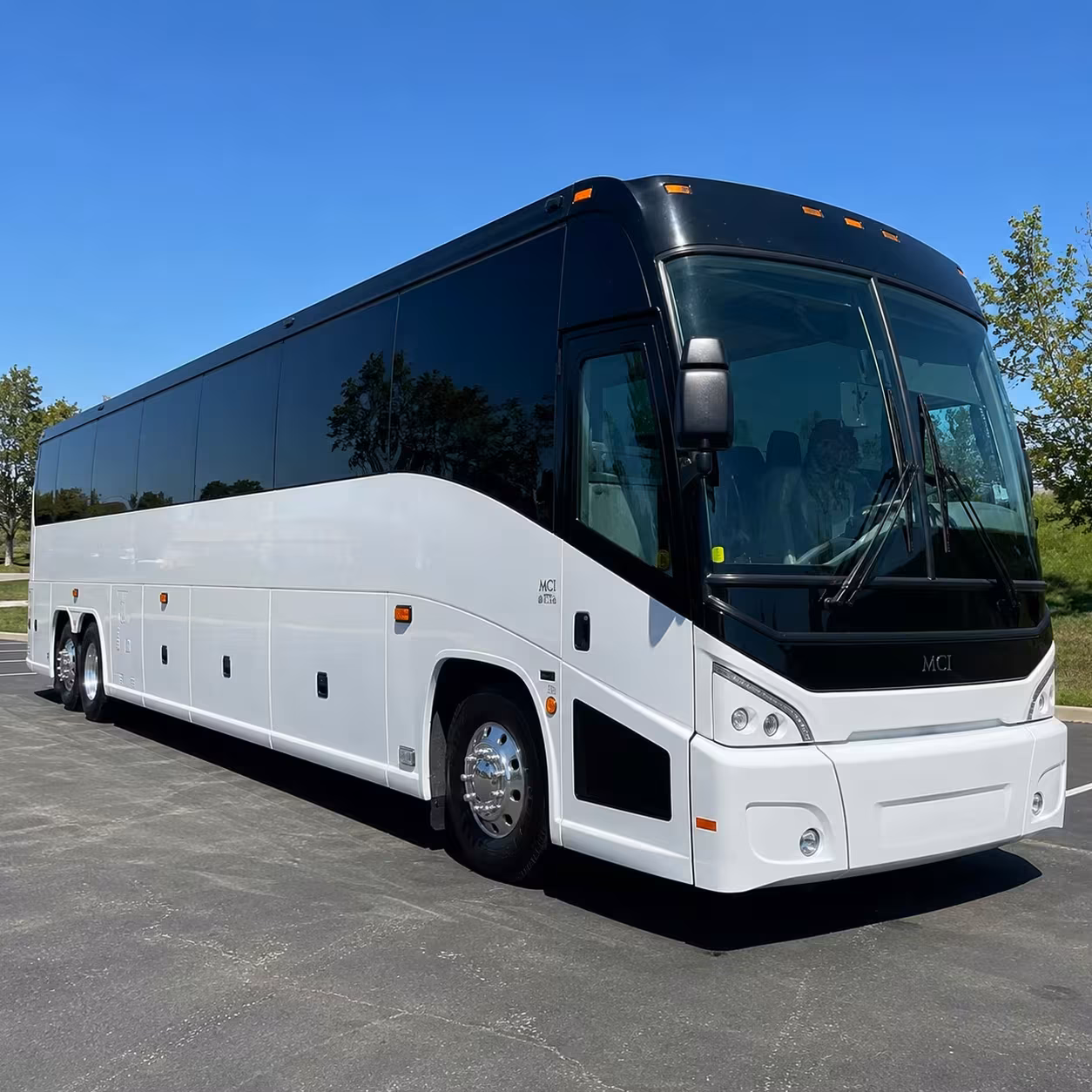 philadelphia corporate shuttle buses for i 76 and i 95 commuters